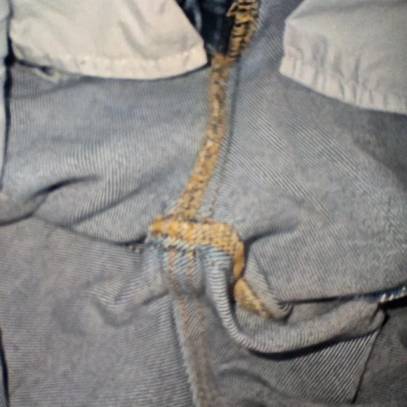 Judy Blue Blue Distressed Jean Shorts High-Waisted with Raw Hem Women's Size S - Picture 10 of 10